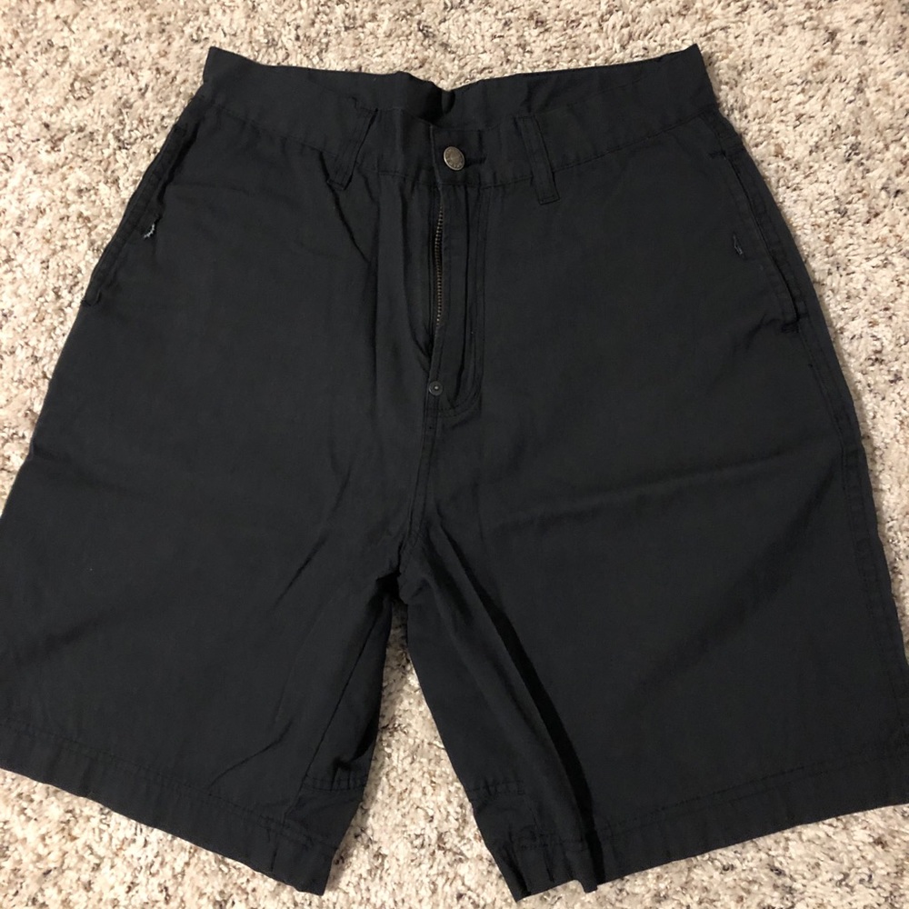The HUNDREDS men’s shorts sz 32